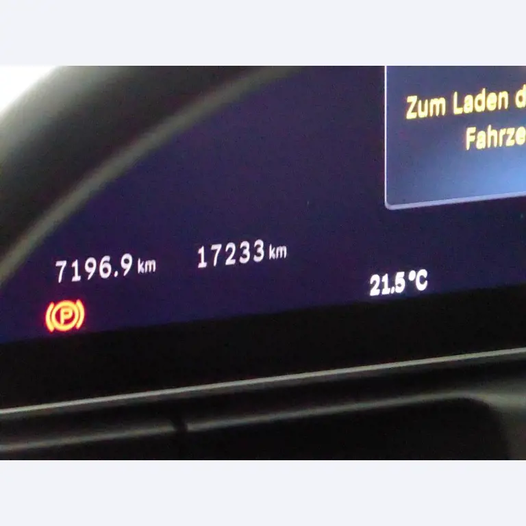 New and as good as new luxury vehicles-10