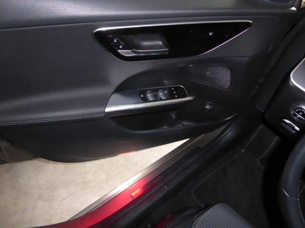 Nová a zánovní luxusní vozidla-11