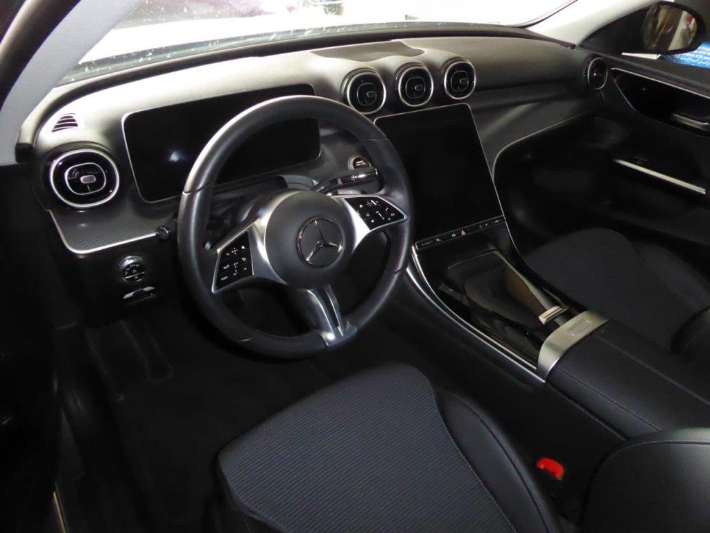 Nová a zánovní luxusní vozidla-12