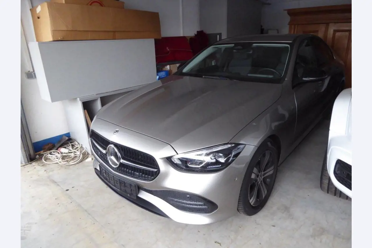 New and as good as new luxury vehicles-1