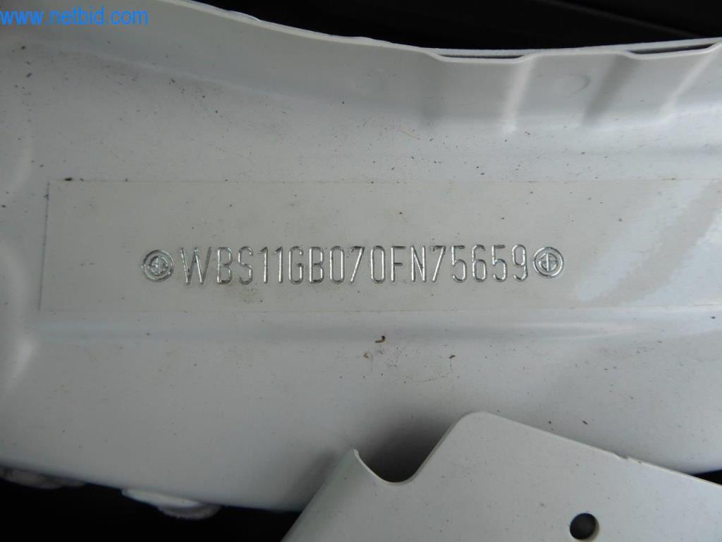 Veículos de luxo novos e como novos-10