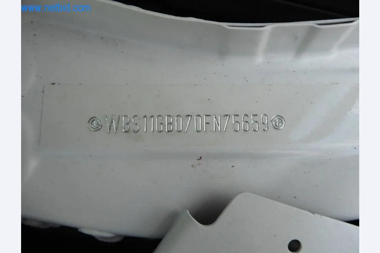 Vehículos de lujo nuevos y seminuevos-10