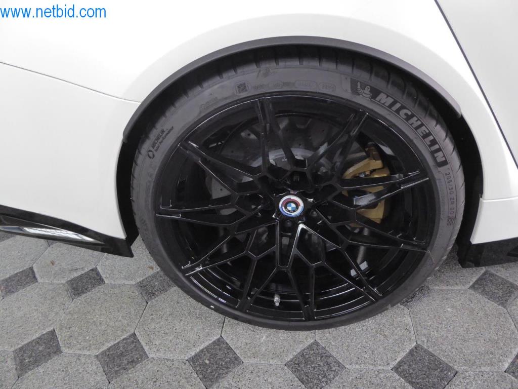 Veículos de luxo novos e como novos-11