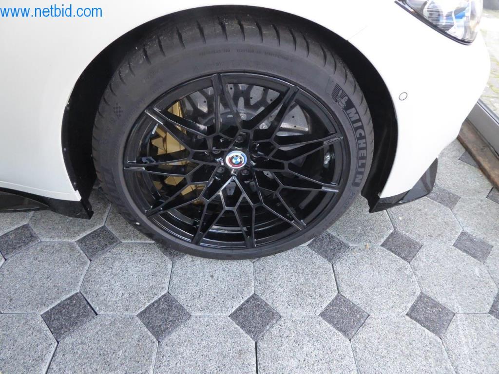 Veículos de luxo novos e como novos-12