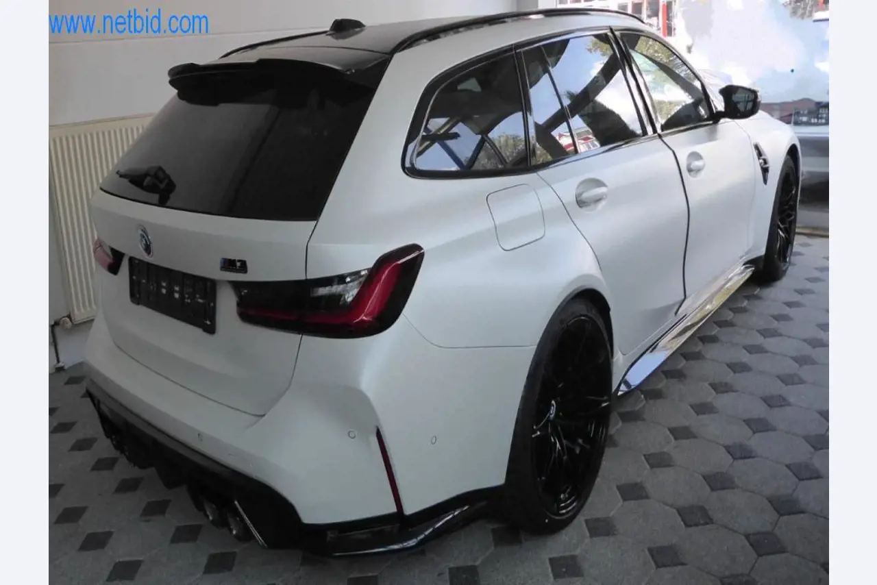 Vehículos de lujo nuevos y seminuevos-2