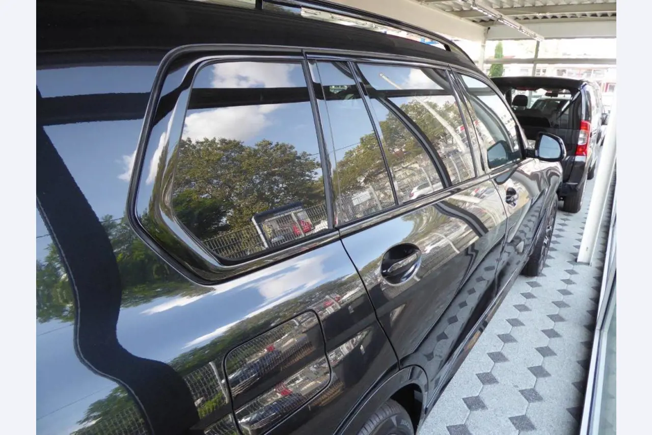 New and as good as new luxury vehicles-10