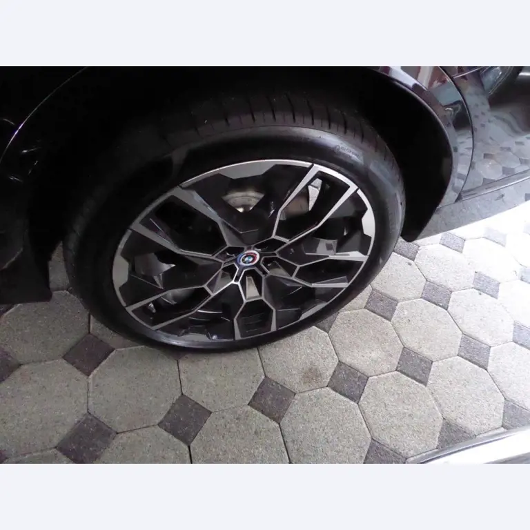 New and as good as new luxury vehicles-12