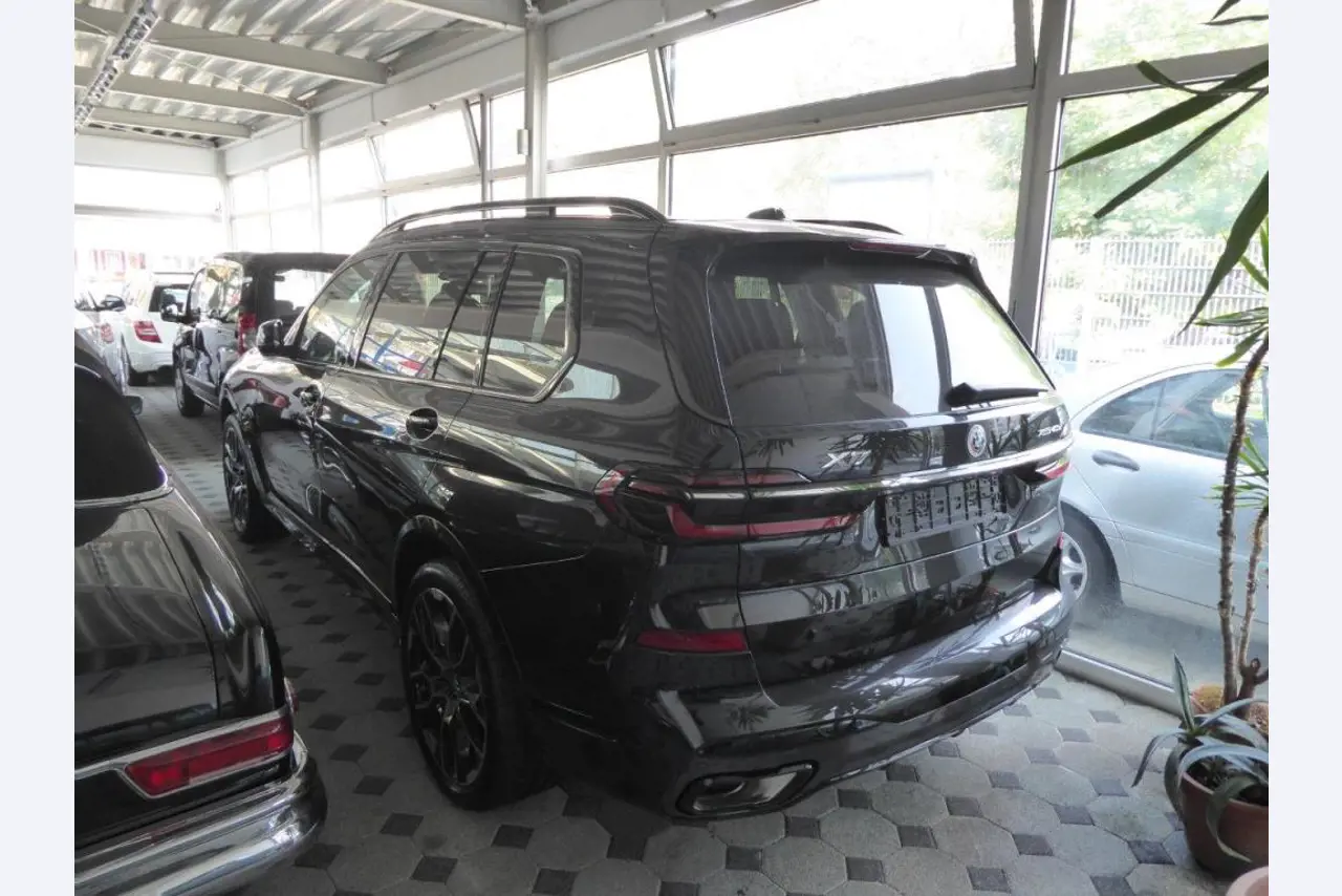 New and as good as new luxury vehicles-3