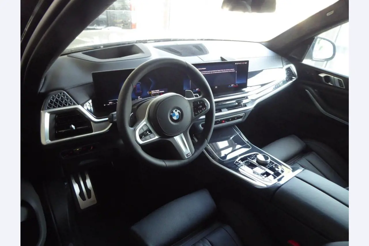 New and as good as new luxury vehicles-4