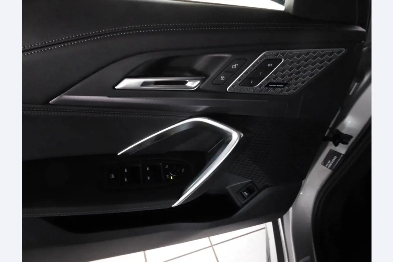 New and as good as new luxury vehicles-12
