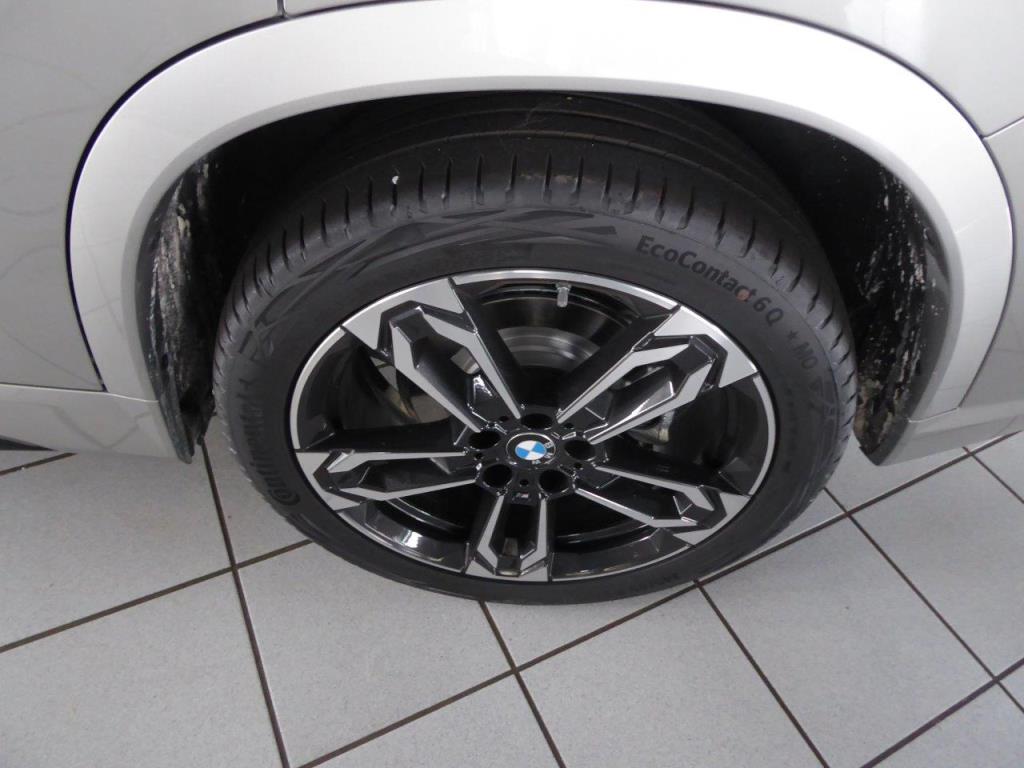 Nová a zánovní luxusní vozidla-13