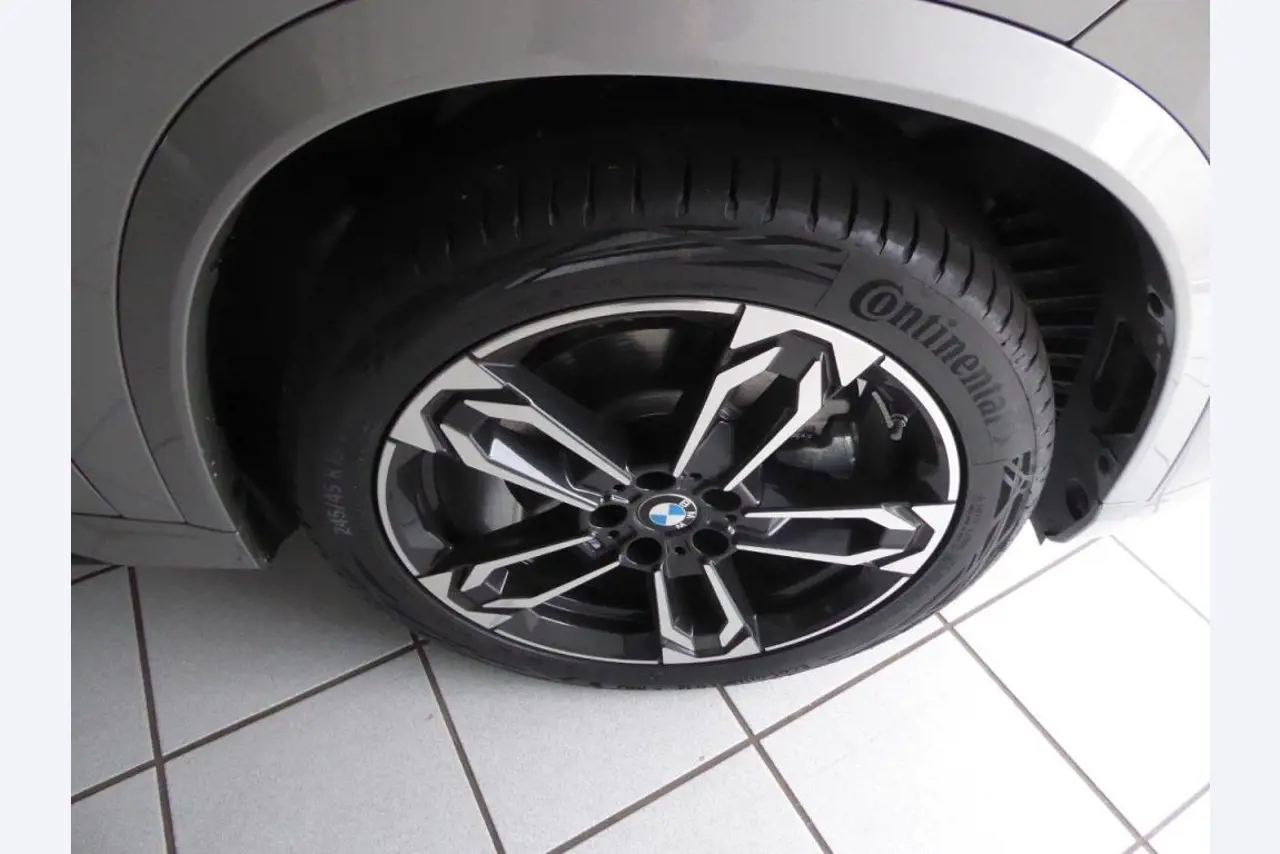 New and as good as new luxury vehicles-15