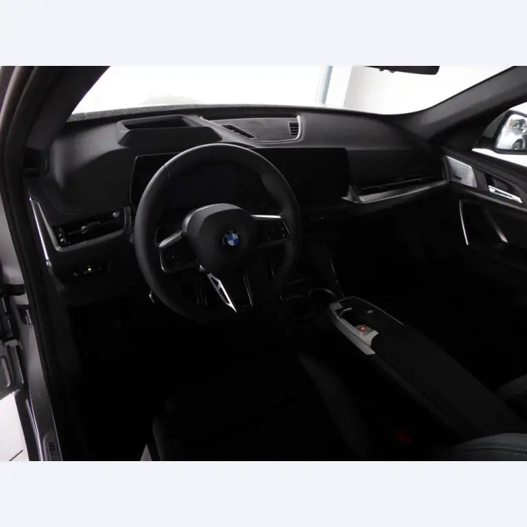 New and as good as new luxury vehicles-7
