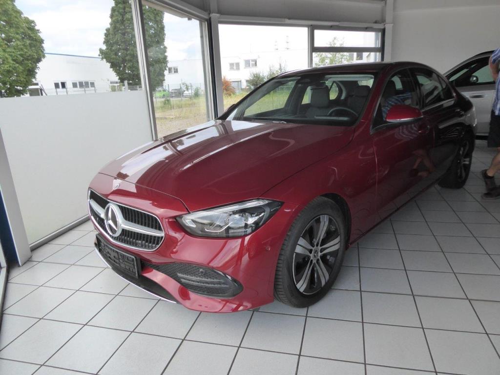 Nová a zánovní luxusní vozidla-1