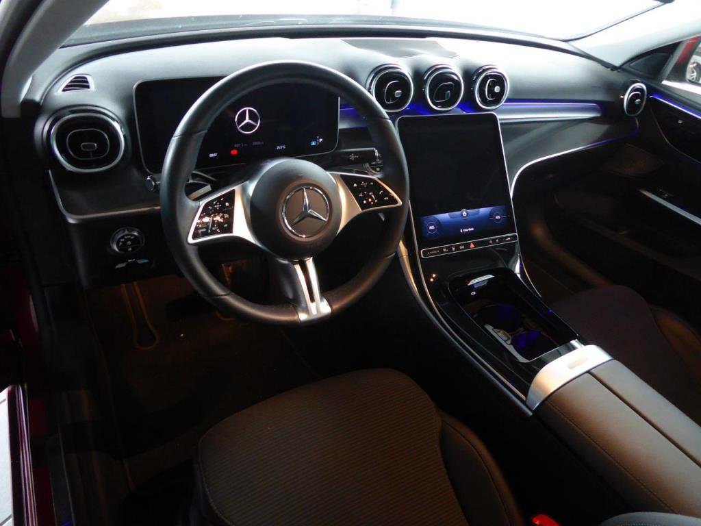 Nová a zánovní luxusní vozidla-9