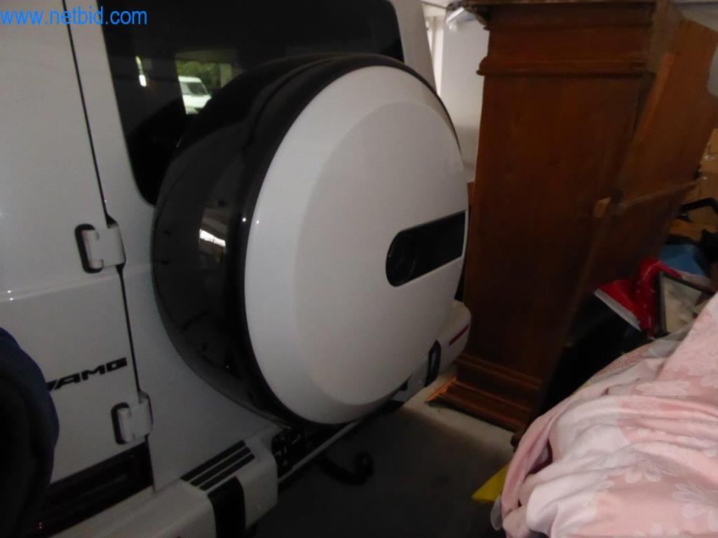 Nová a zánovní luxusní vozidla-16