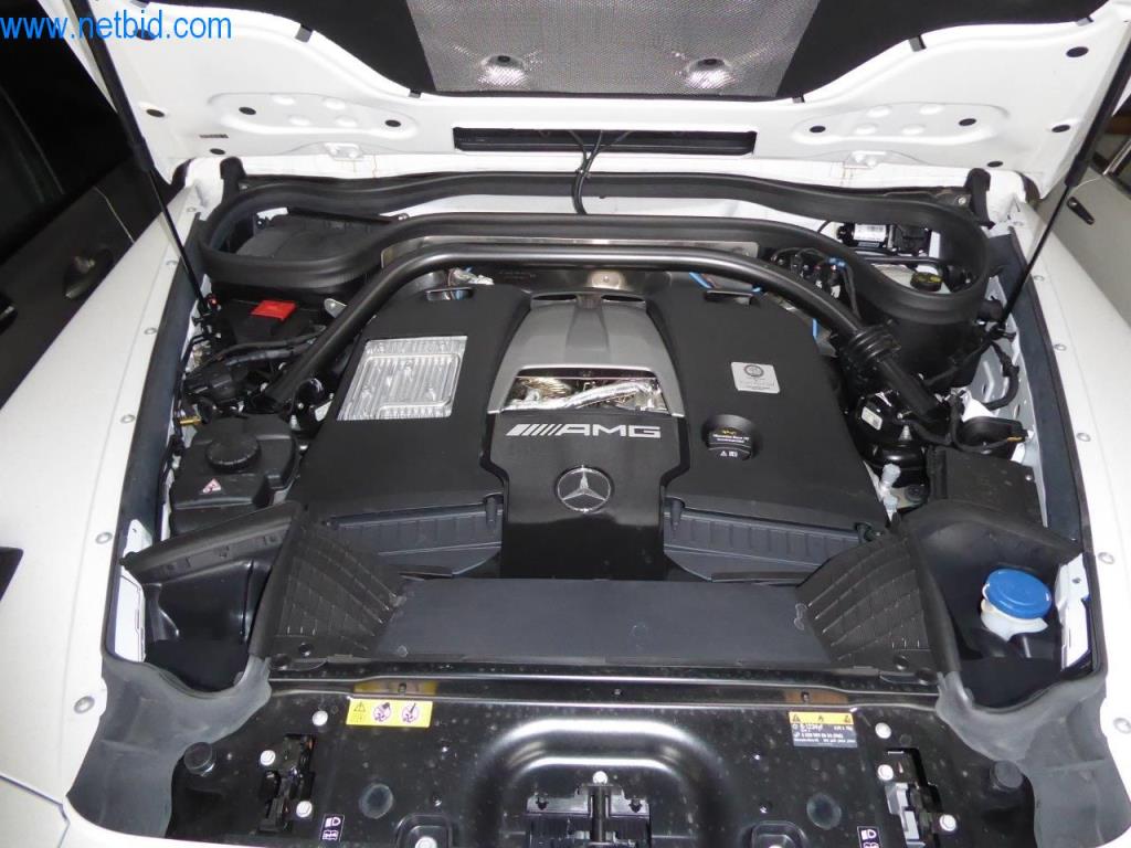 Nová a zánovní luxusní vozidla-19