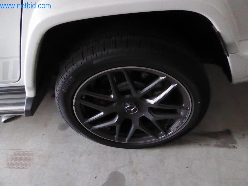 Nová a zánovní luxusní vozidla-4