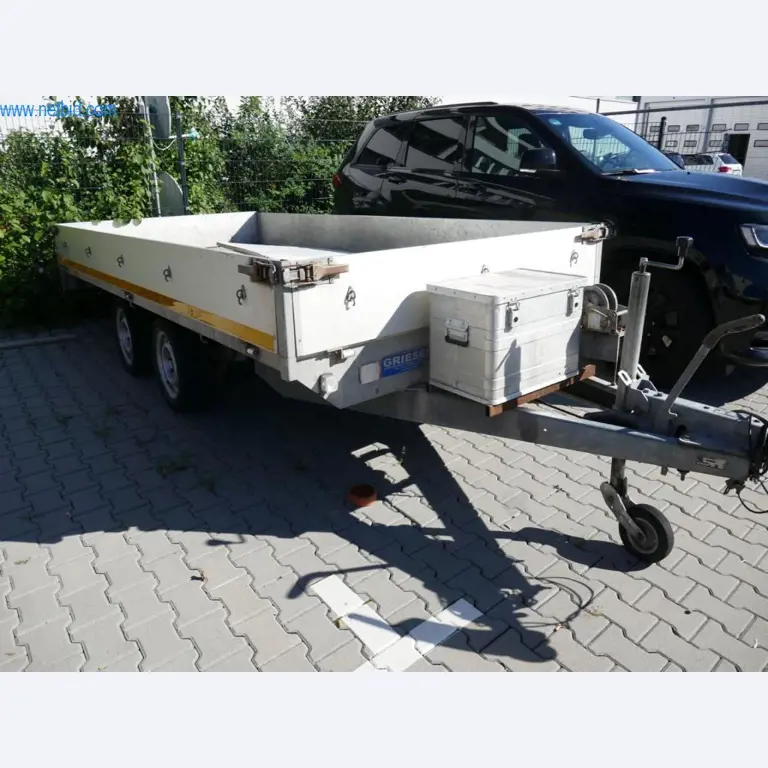 Well-maintained construction machinery-1