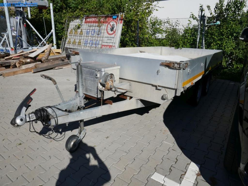 Dobrze utrzymane maszyny budowlane-3