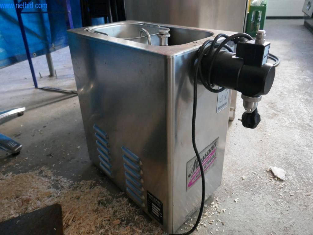 Dobrze utrzymane maszyny budowlane-9