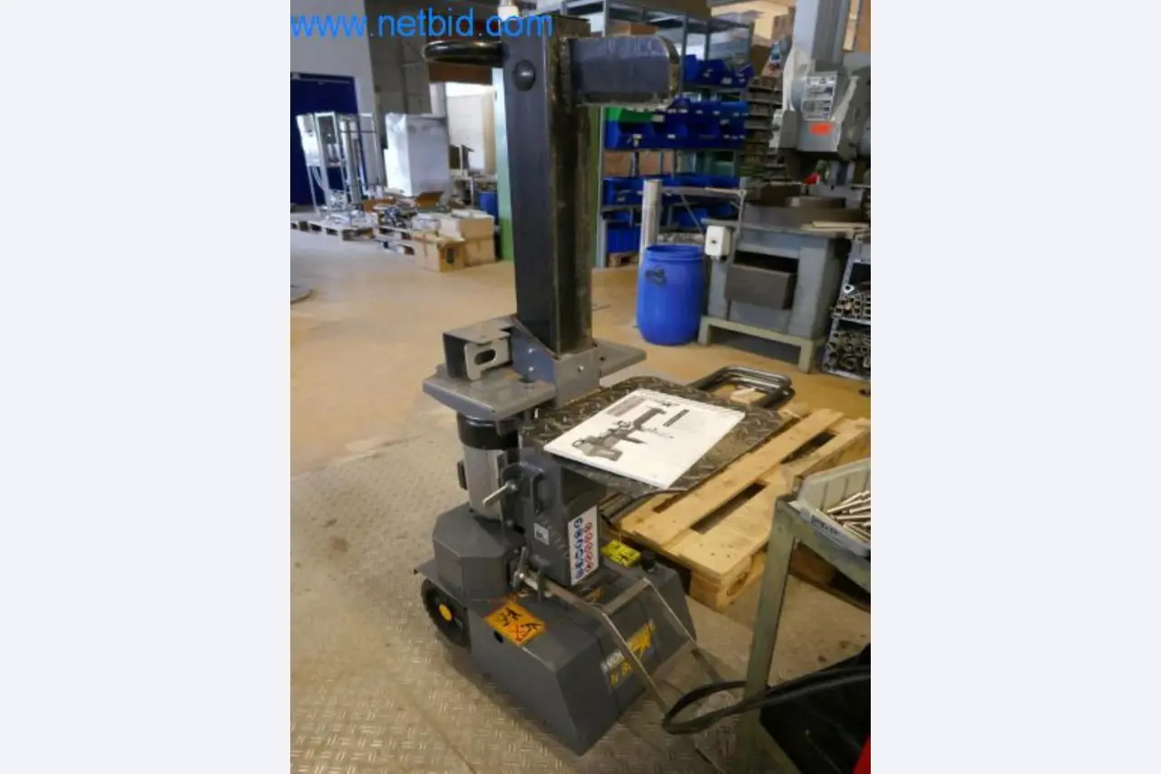 Maschinen, Geschäftseinrichtung und Warenlager zur Herstellung von Wasseraufbereitungsanlagen-1