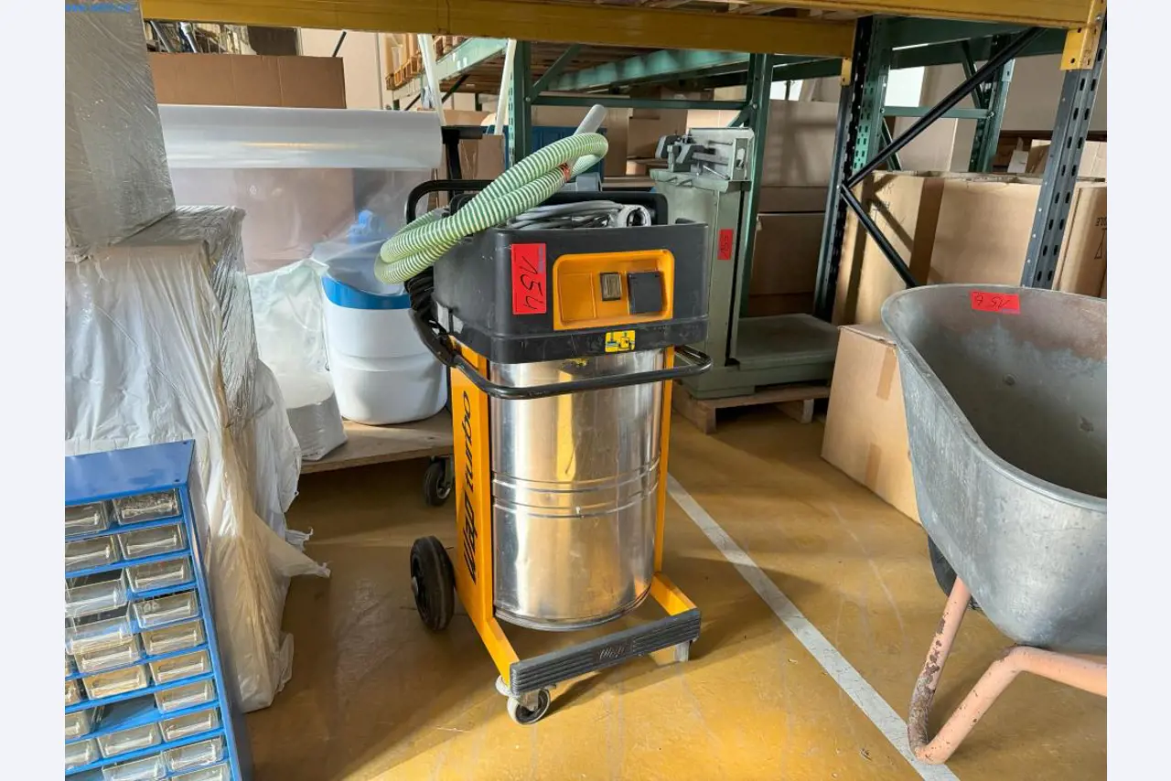 Maquinaria, equipos comerciales y almacenes para la fabricación de plantas de tratamiento de aguas-1