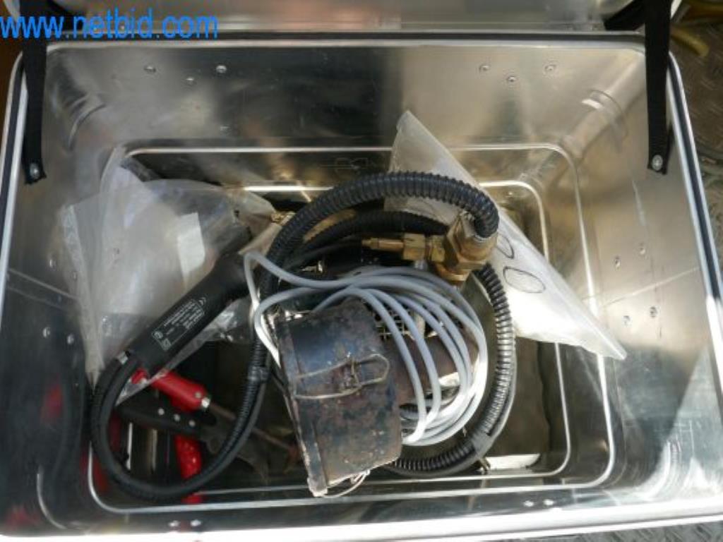 Maschinen, Geschäftseinrichtung und Warenlager zur Herstellung von Wasseraufbereitungsanlagen-3