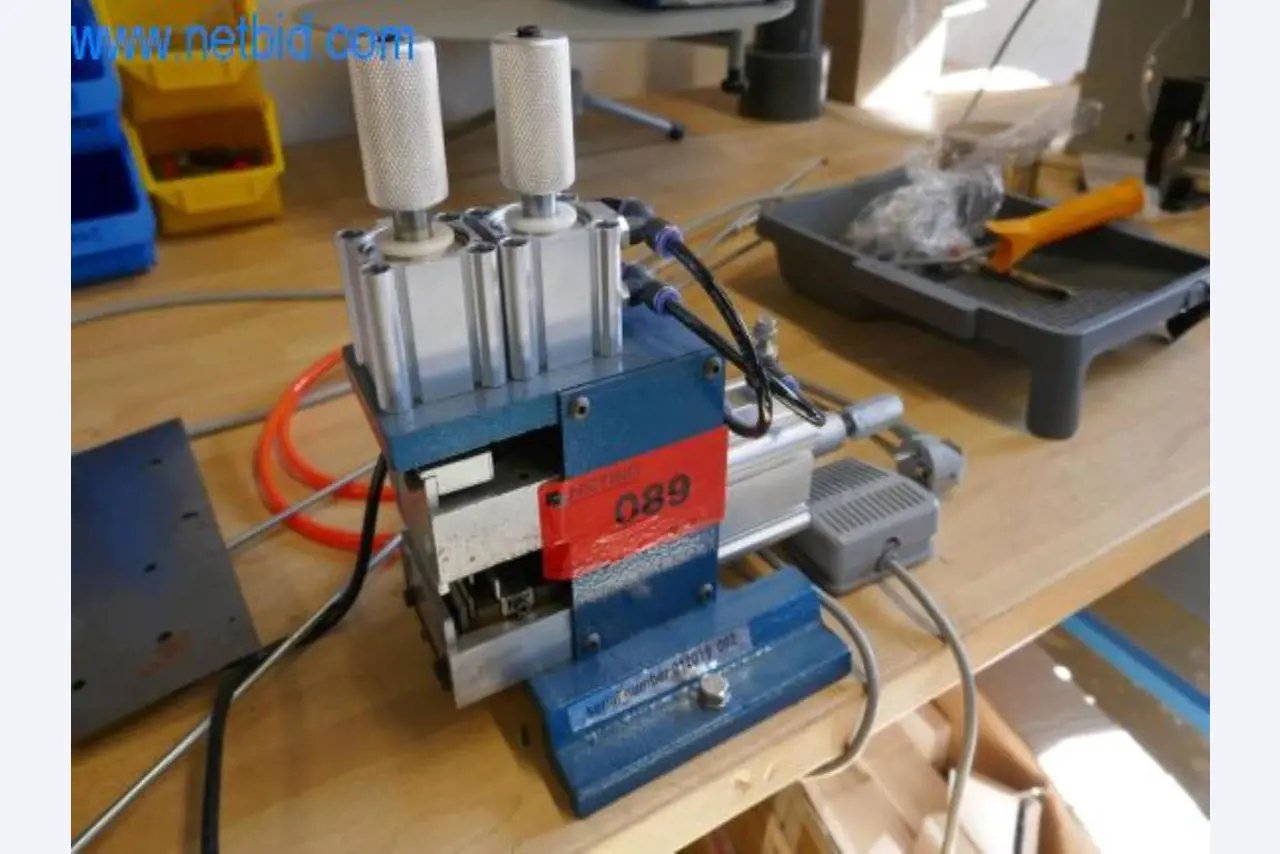 Stroje, obchodní zařízení a sklady pro výrobu úpraven vody-2