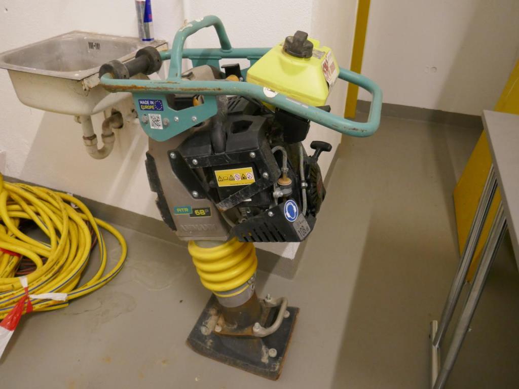 Dobrze utrzymane maszyny budowlane-1