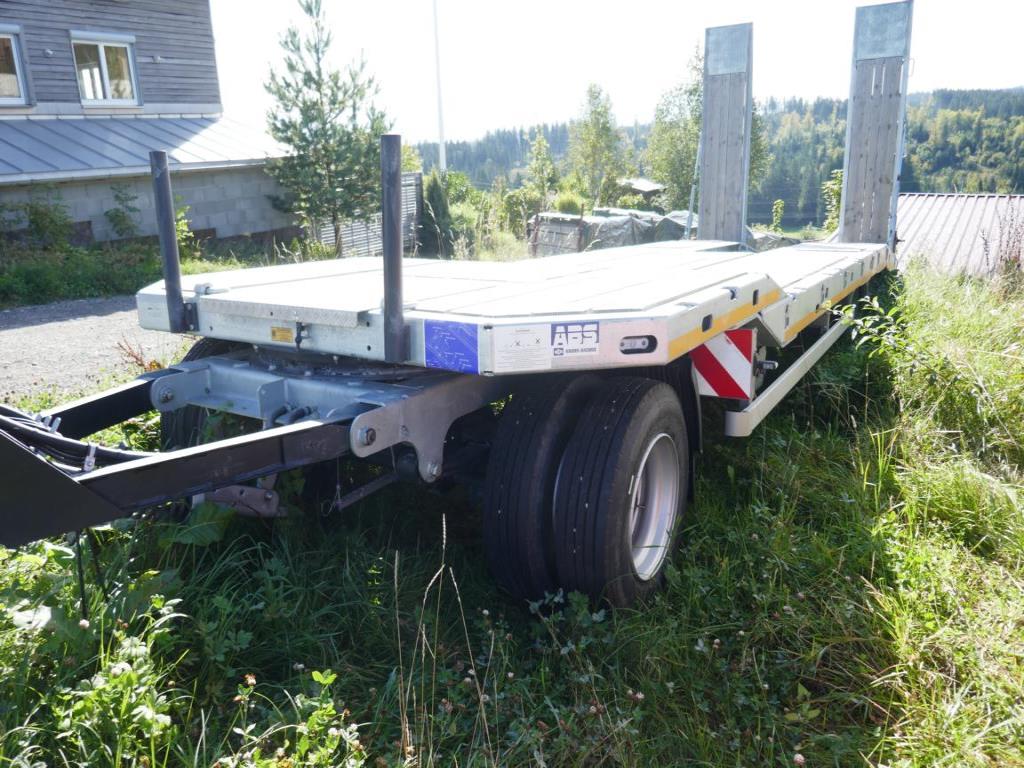 Dobrze utrzymane maszyny budowlane-10