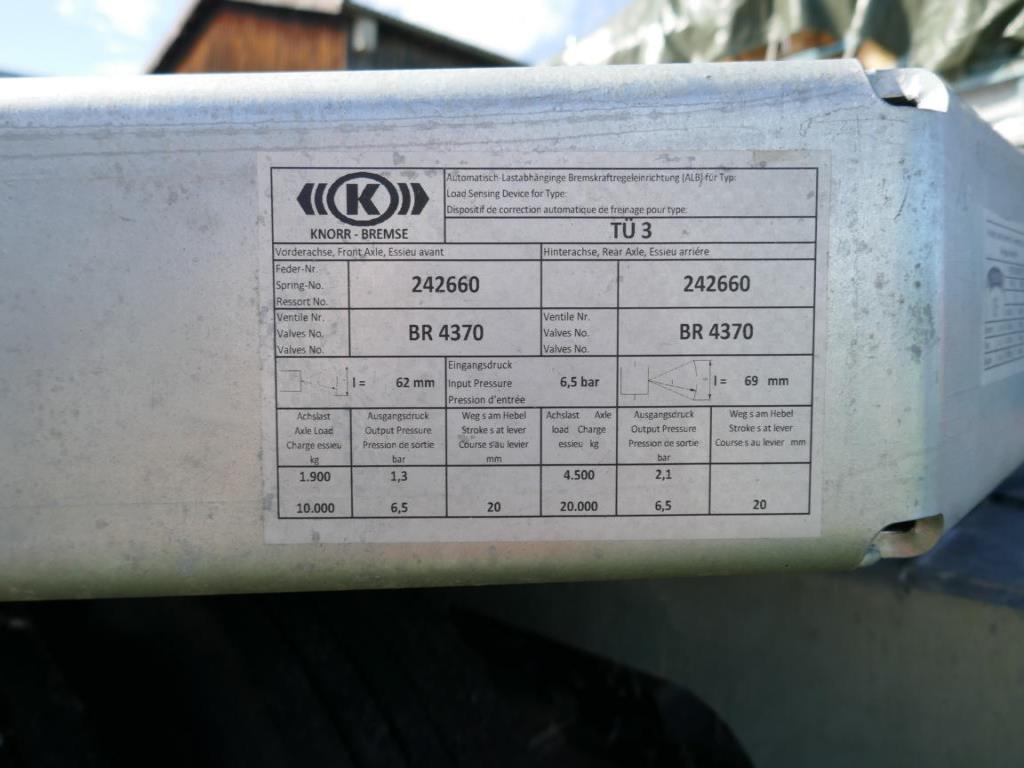 Dobrze utrzymane maszyny budowlane-2