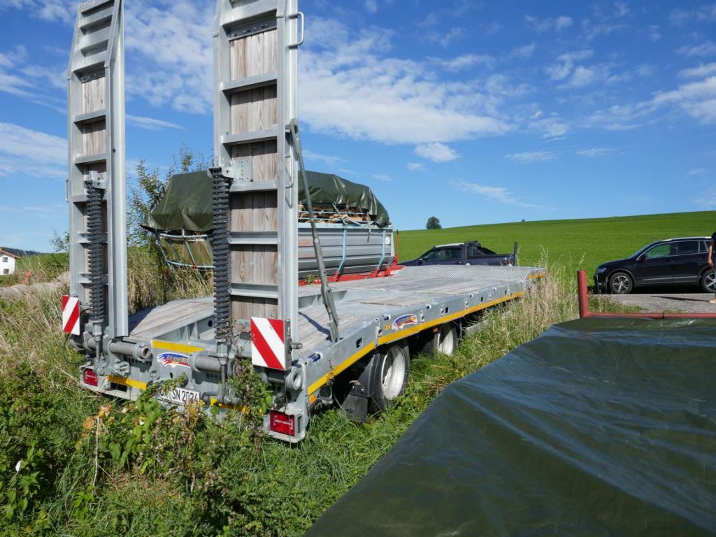 Dobrze utrzymane maszyny budowlane-5