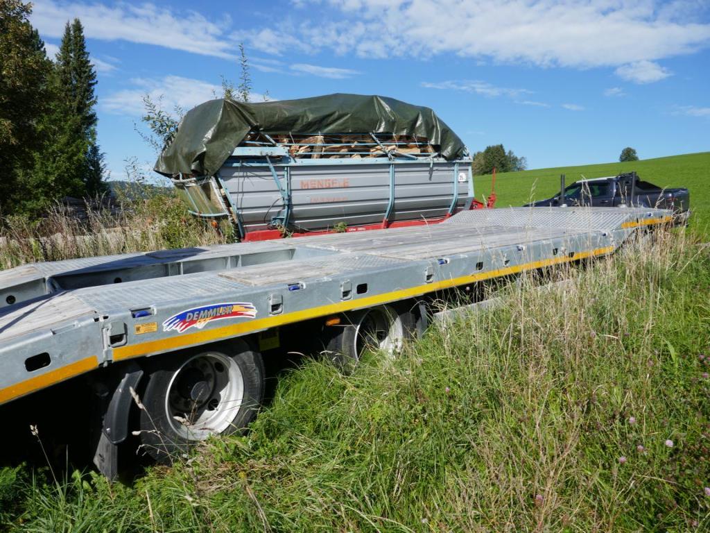 Dobrze utrzymane maszyny budowlane-6