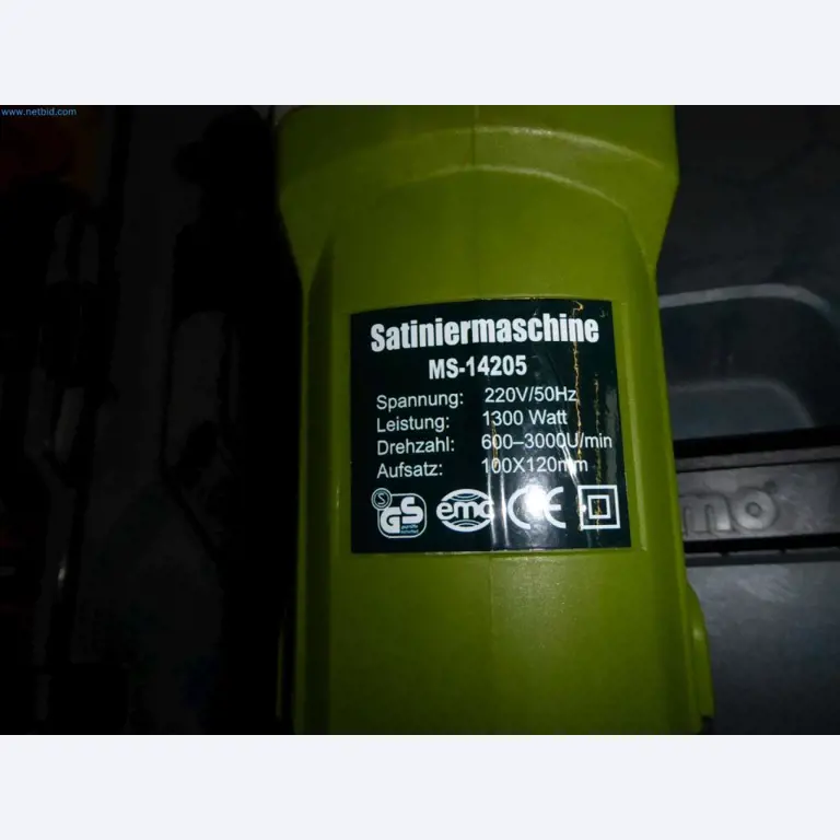 Lagerauflösung eines Dienstleistungsbetriebes, Fahrzeuge, Lagereinrichtung-2