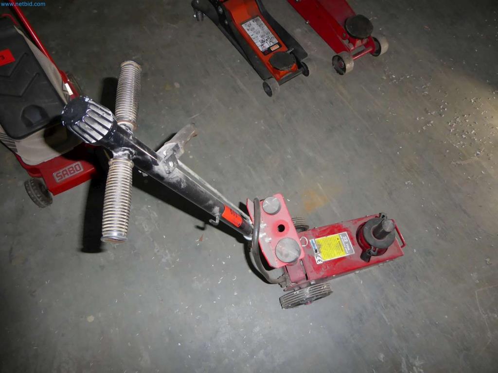 Liquidación de almacén de una empresa de servicios, vehículos, equipos de almacén-4