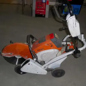 Podlahová pila Stihl TS800