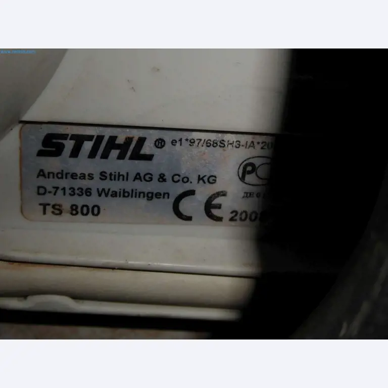 Magazijnliquidatie van een dienstverlenend bedrijf, voertuigen, magazijnuitrusting-4