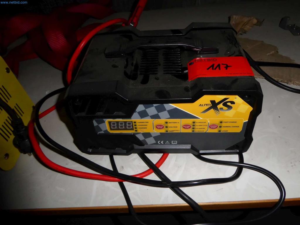 Lagerauflösung eines Dienstleistungsbetriebes, Fahrzeuge, Lagereinrichtung-2