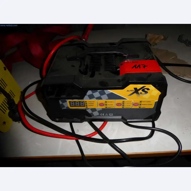 Lagerauflösung eines Dienstleistungsbetriebes, Fahrzeuge, Lagereinrichtung-2