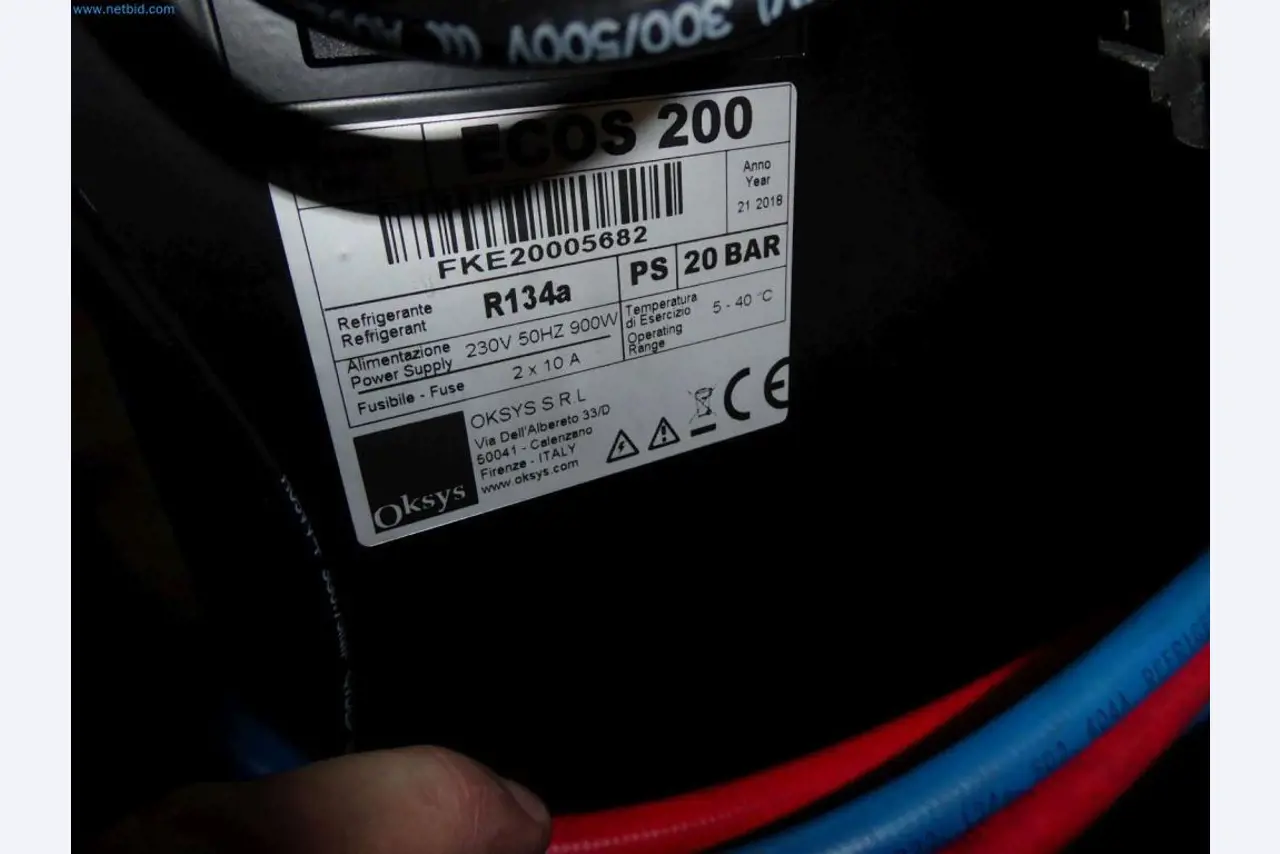 Liquidación de almacén de una empresa de servicios, vehículos, equipos de almacén-3