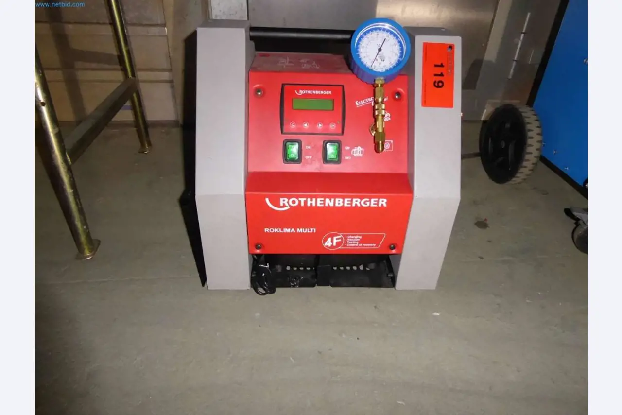 Liquidación de almacén de una empresa de servicios, vehículos, equipos de almacén-2