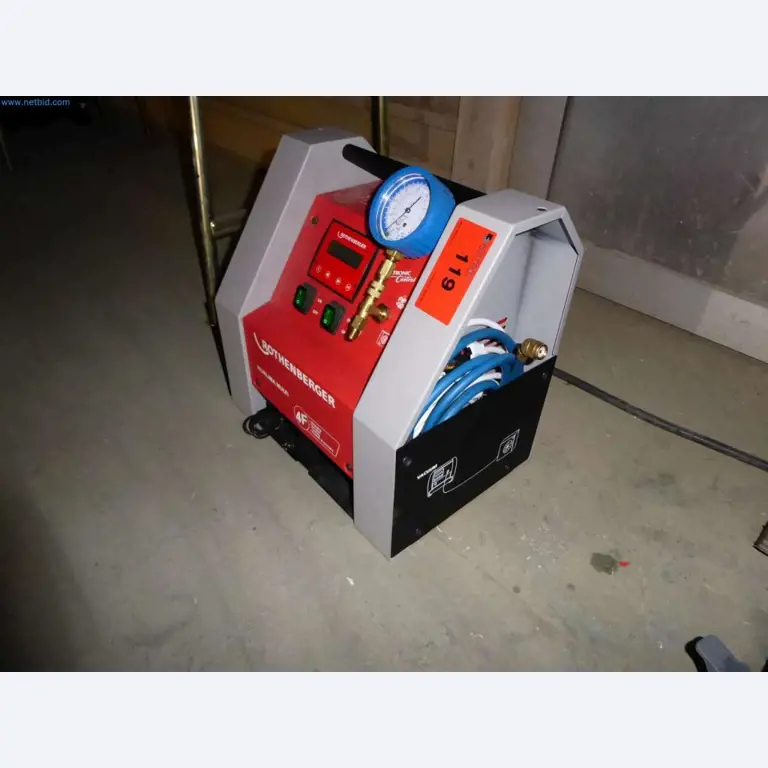 Liquidación de almacén de una empresa de servicios, vehículos, equipos de almacén-3