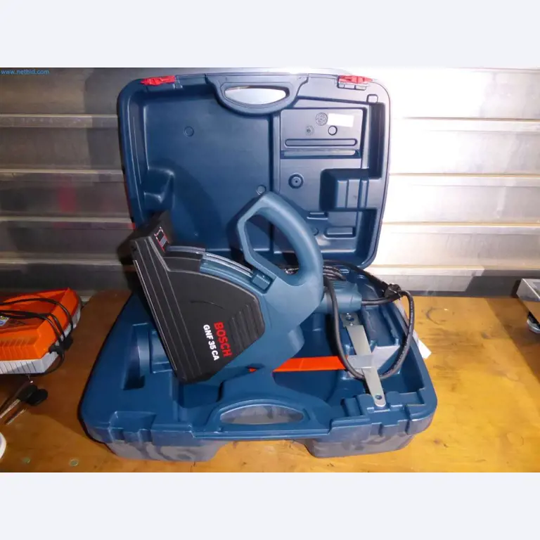 Lagerauflösung eines Dienstleistungsbetriebes, Fahrzeuge, Lagereinrichtung-1