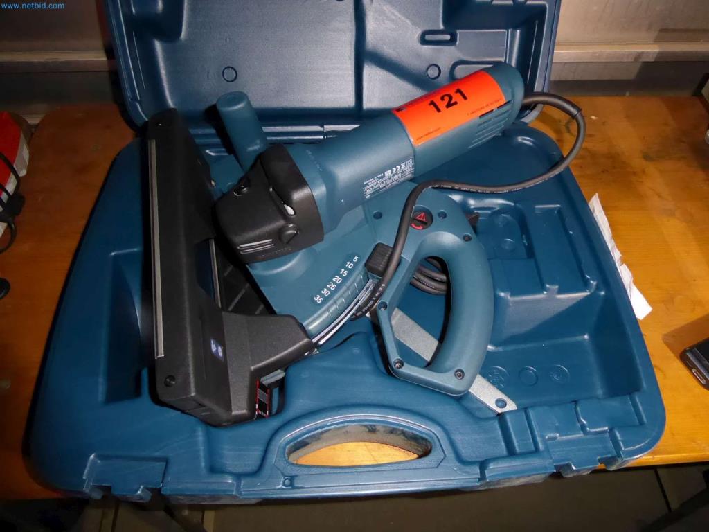 Liquidación de almacén de una empresa de servicios, vehículos, equipos de almacén-2