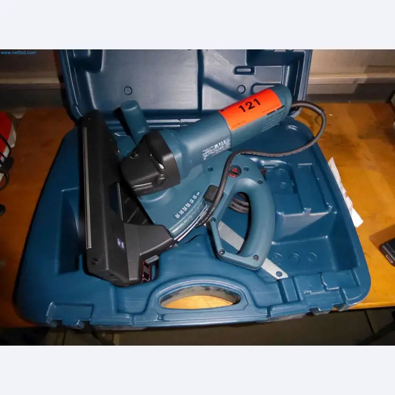 Lagerauflösung eines Dienstleistungsbetriebes, Fahrzeuge, Lagereinrichtung-2