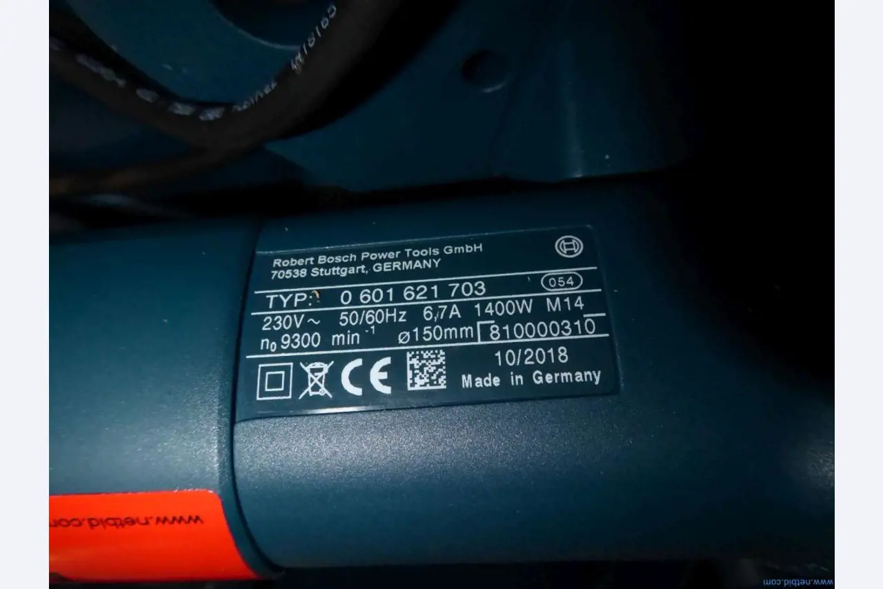 Lagerauflösung eines Dienstleistungsbetriebes, Fahrzeuge, Lagereinrichtung-3