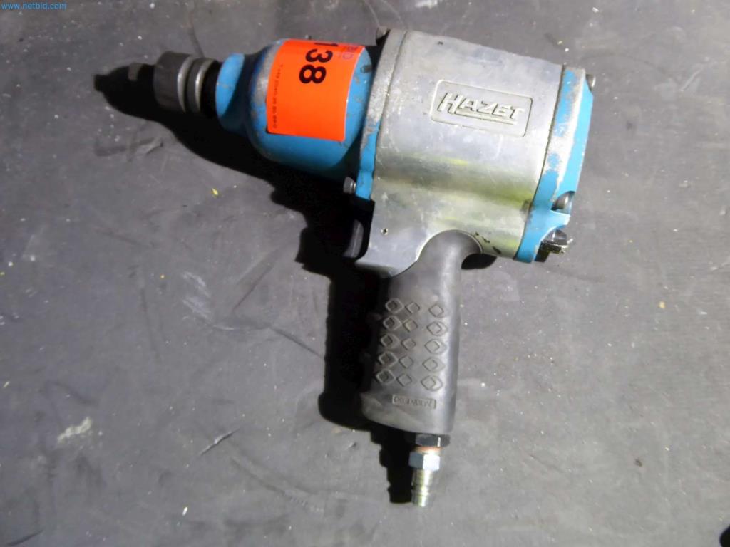 Lagerauflösung eines Dienstleistungsbetriebes, Fahrzeuge, Lagereinrichtung-3