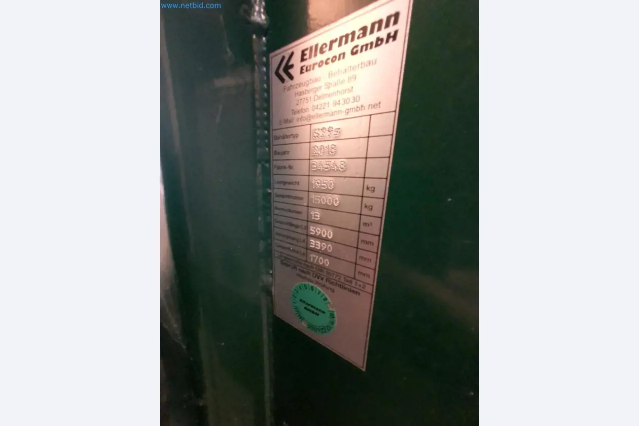 Likwidacja magazynu firmy usługowej, pojazdy, wyposażenie magazynu-14