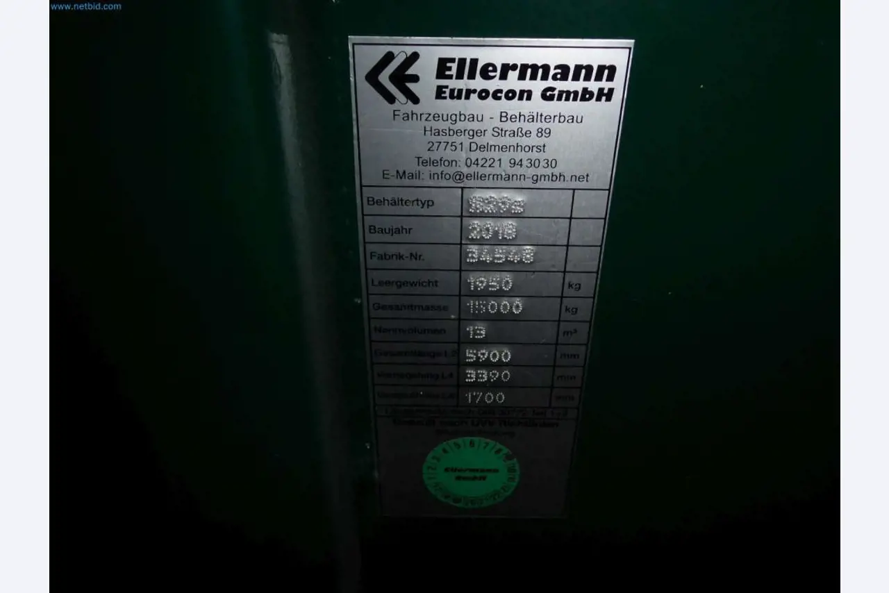 Likwidacja magazynu firmy usługowej, pojazdy, wyposażenie magazynu-3